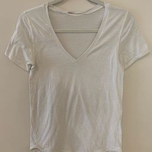 Lululemon short sleeved shirt